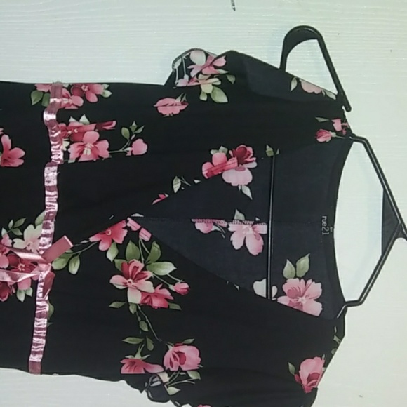 Split shoulder beautiful like new knee length - Picture 4 of 4